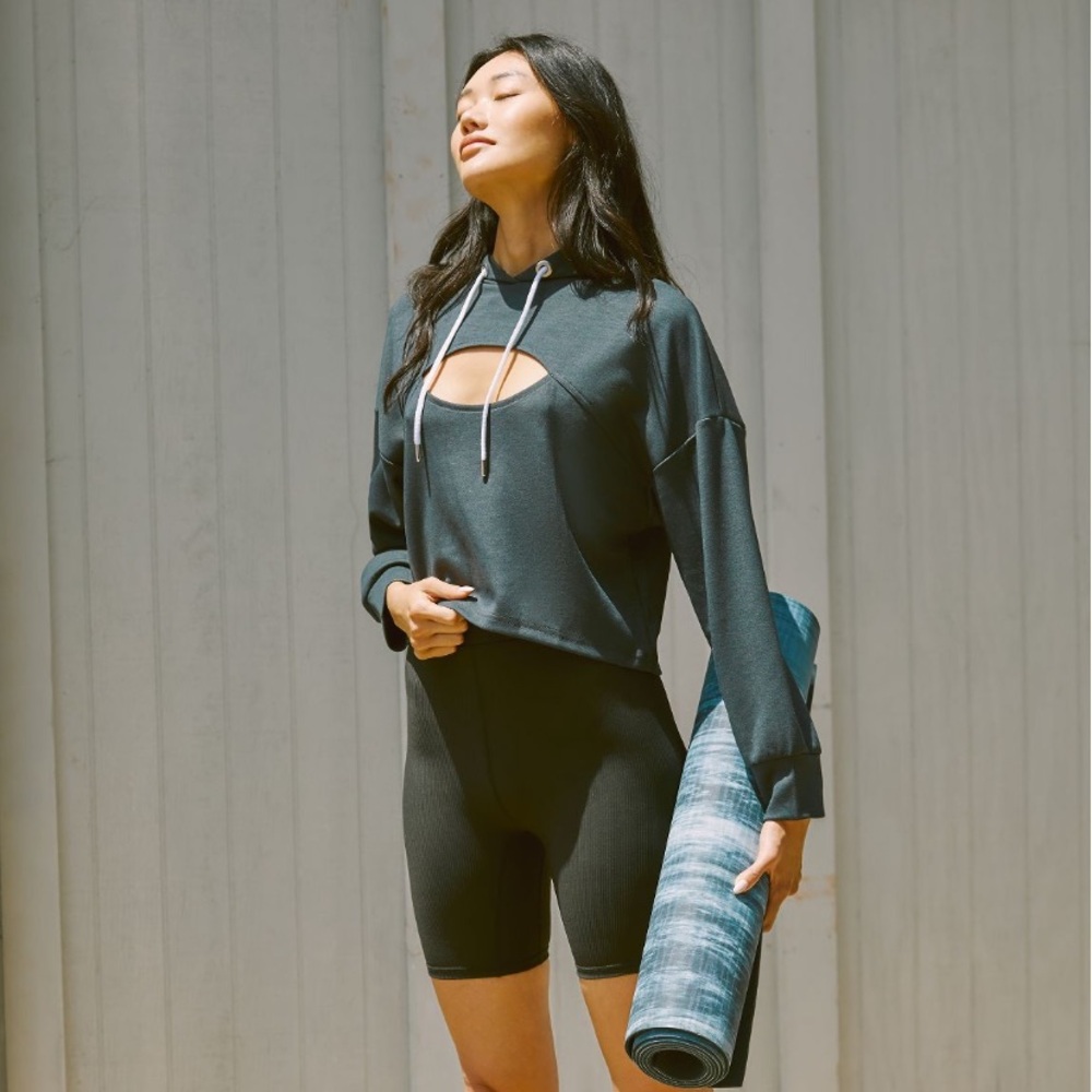 DailyPractice by Anthropologie Sport Cutout Crop Hoodie